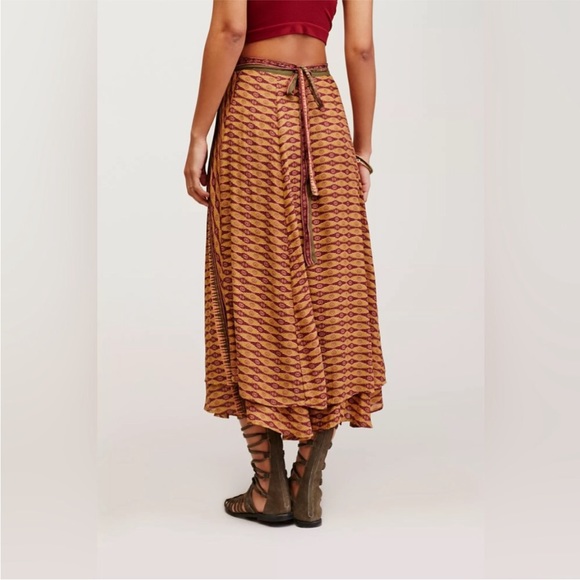 Free People Good 4 U Printed Wrap Midi Skirt Size 4 - Picture 2 of 8